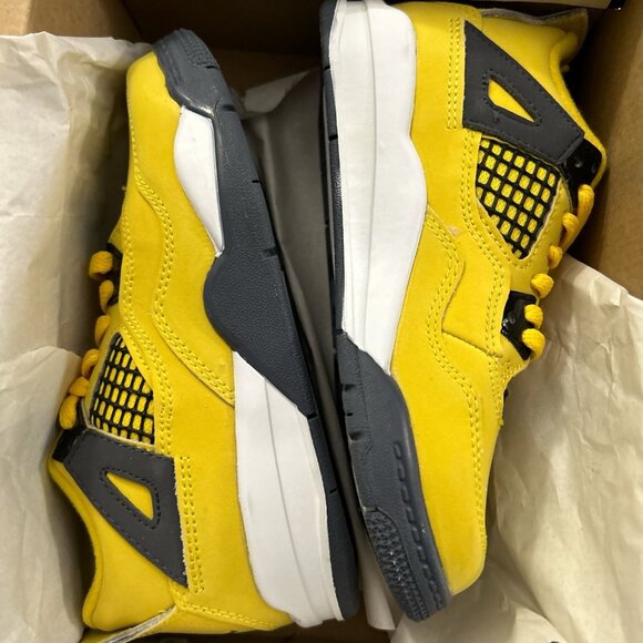 🚴‍♂️💎 Men Air Jordan 4 retro lightning 2021 - Picture 2 of 4